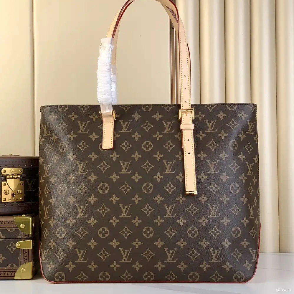 WIS LOUIS VUITTON Mezzo 0430